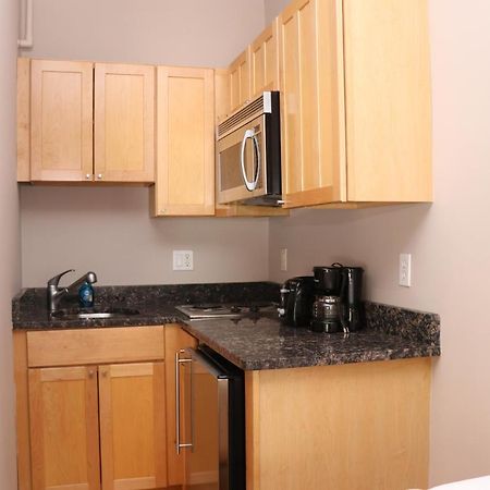Stylish Downtown Studio In The South End, C. Ave #1 Бостън Екстериор снимка