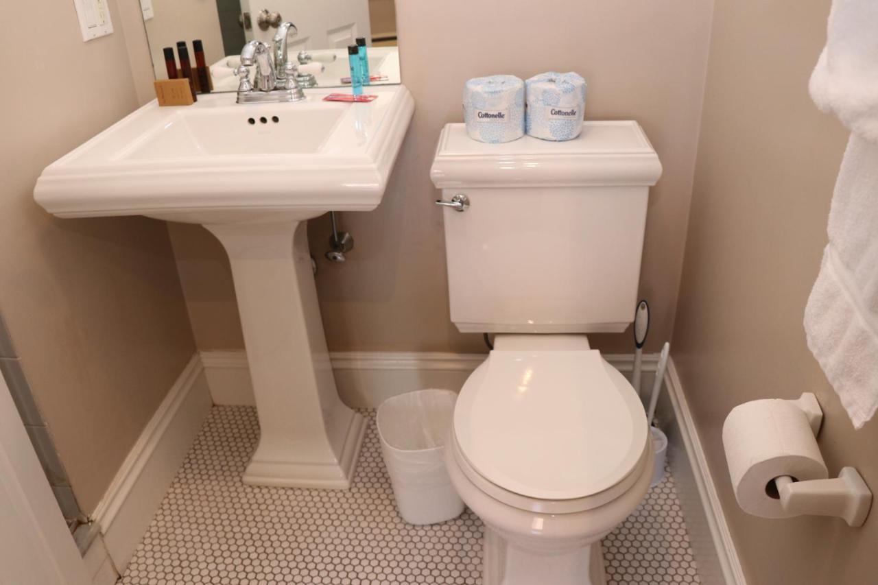 Stylish Downtown Studio In The South End, C. Ave #1 Бостън Екстериор снимка